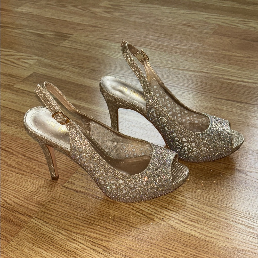 Elegant Gold Peep-Toe Slingback Heels